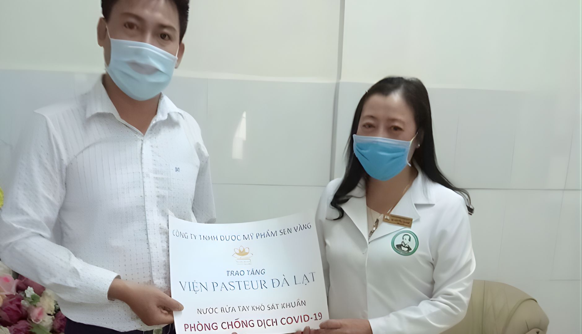 CÔNG TY TNHH DƯỢC MỸ PHẨM SEN VÀNG TỔ CHỨC CHIẾN DỊCH TẶNG NƯỚC RỬA TAY CHO BỆNH VIỆN ĐỢT 2 